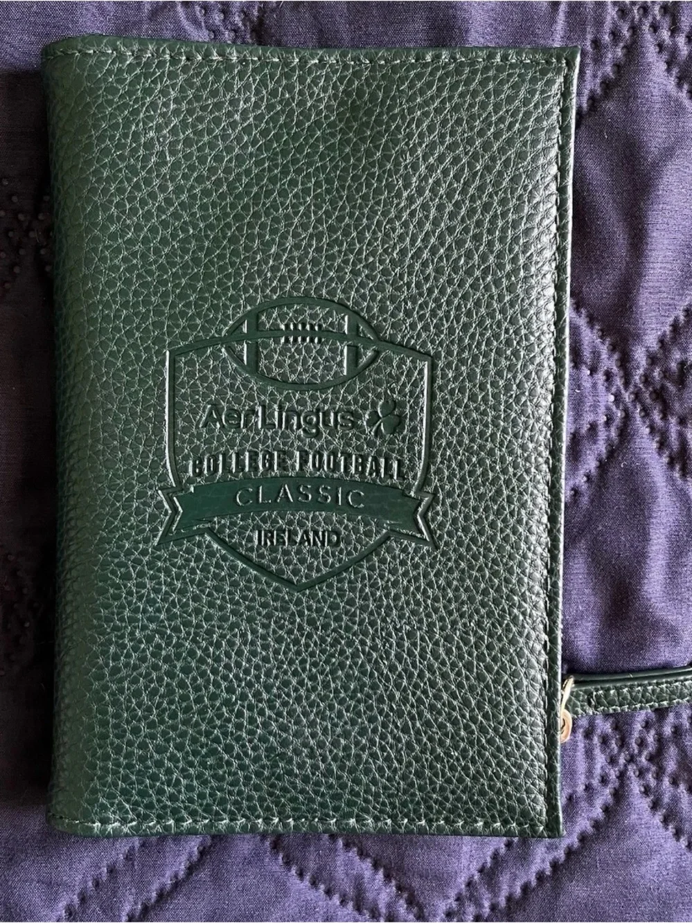 Aer Lingus College Football Classic Green Travel Wallet With Zipper & Card Slots